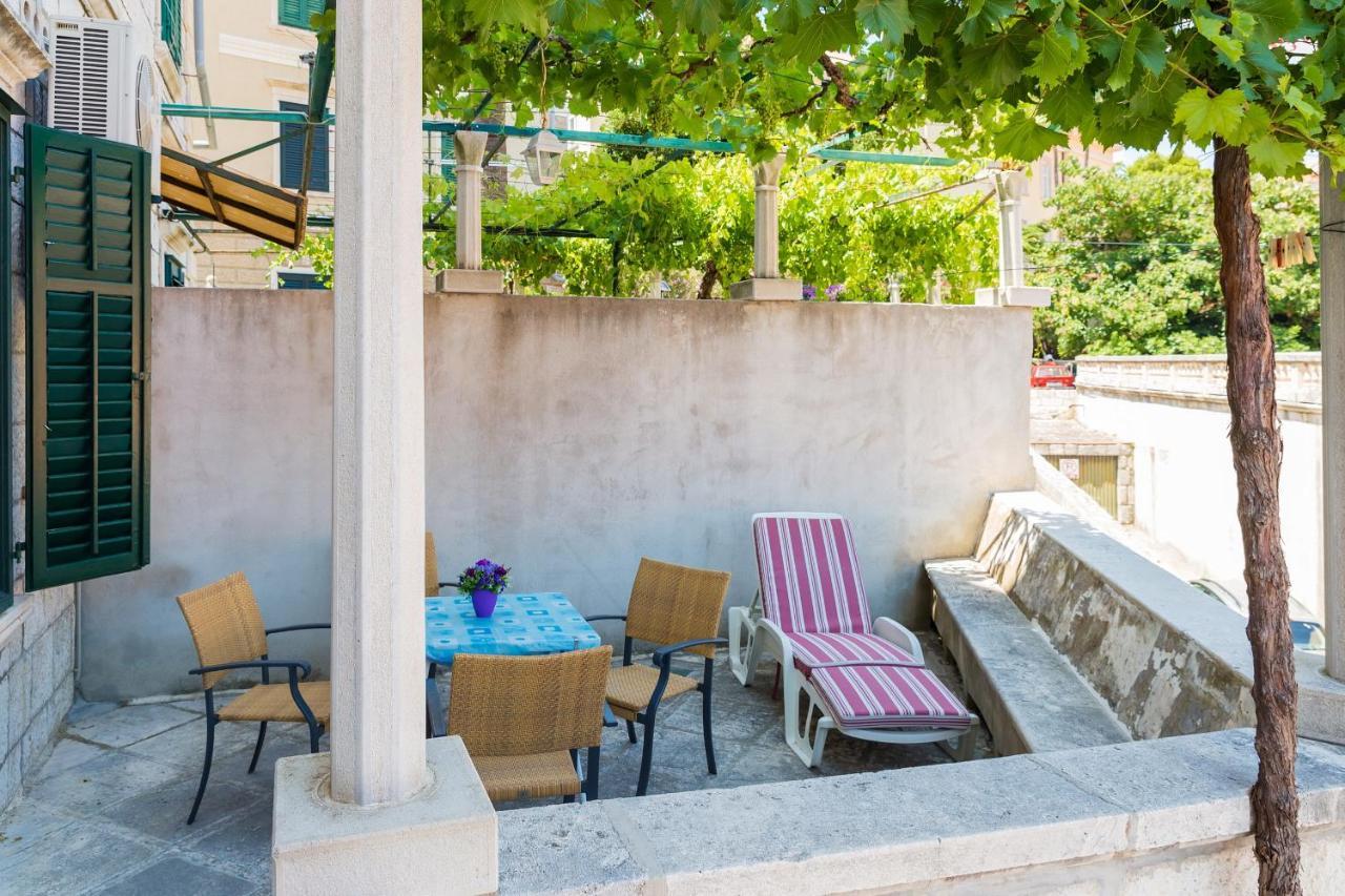 Apartment& Room Lukre / Apartment Lukre With Terrace Dubrovnik Bagian luar foto