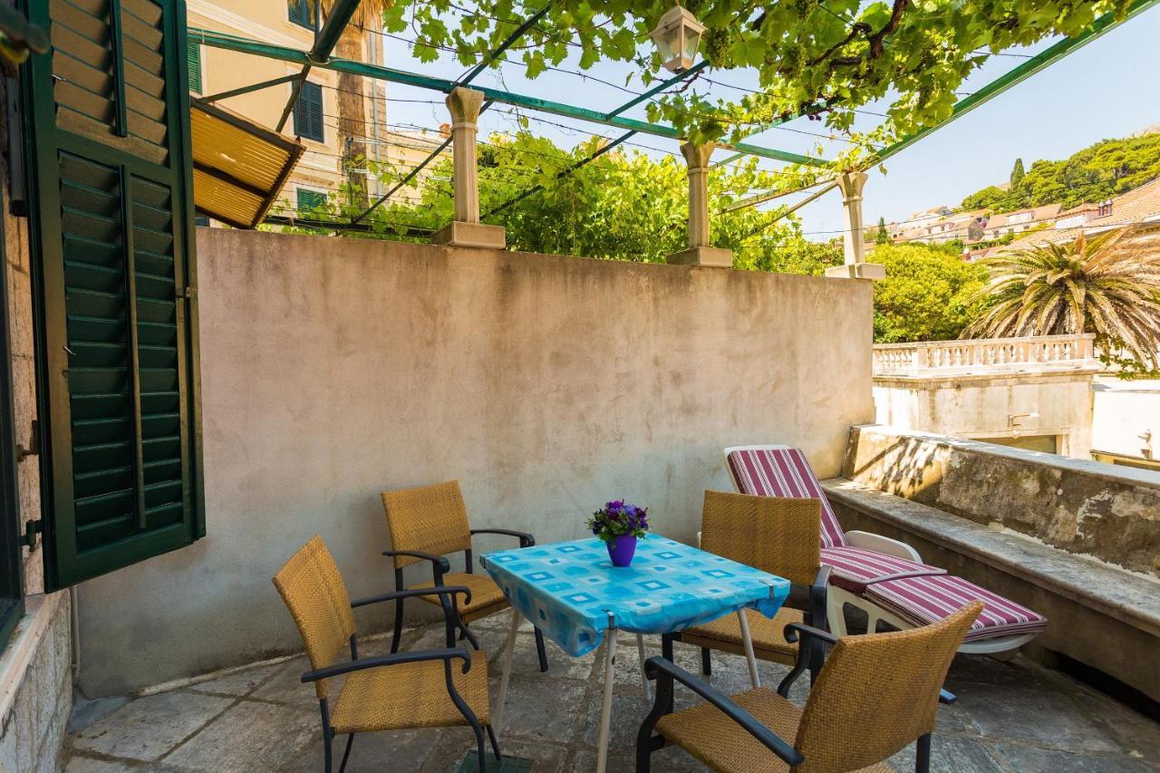 Apartment& Room Lukre / Apartment Lukre With Terrace Dubrovnik Bagian luar foto